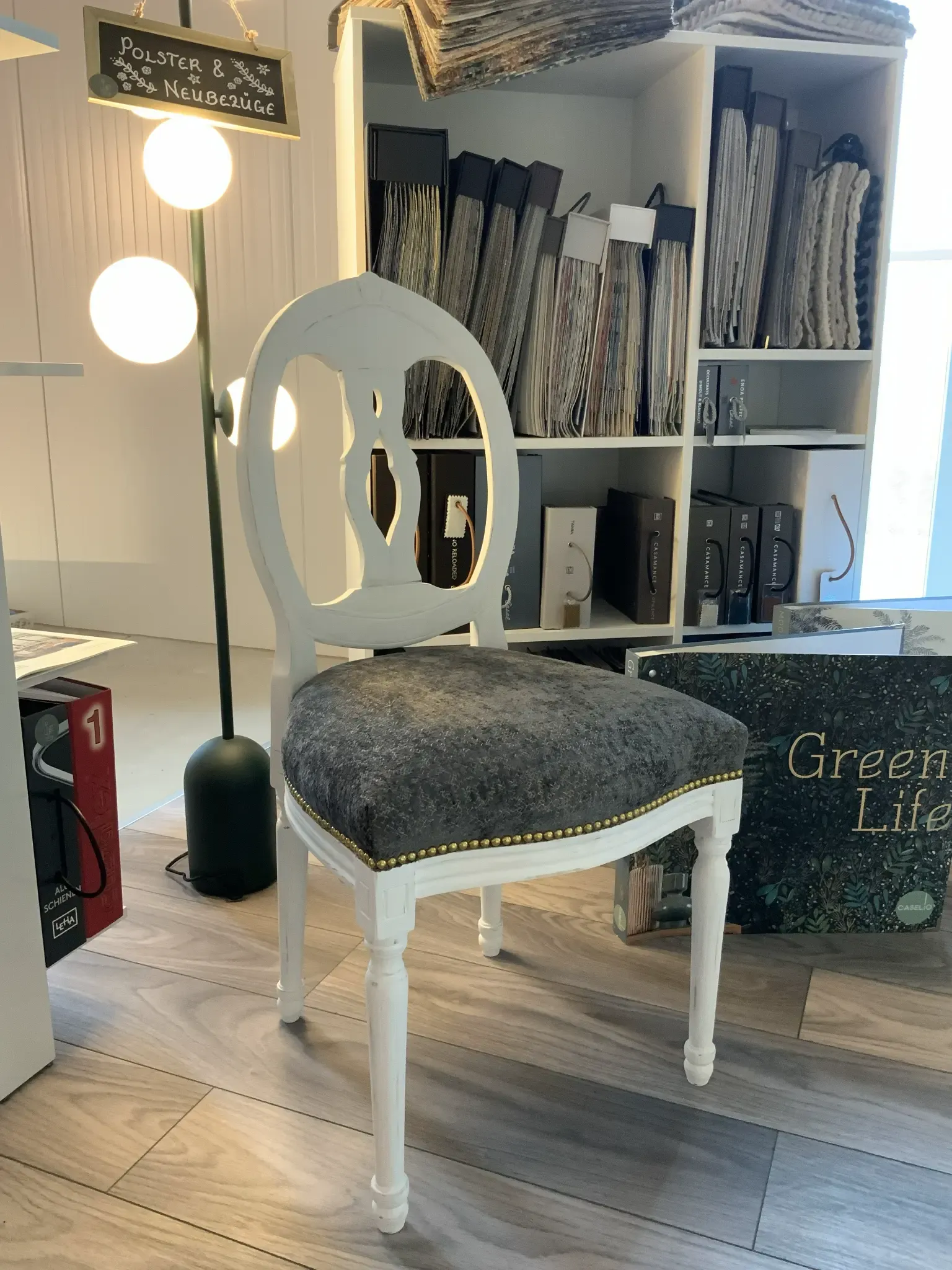 Professionelle Polsterarbeiten - 3inDesign - Bild 1